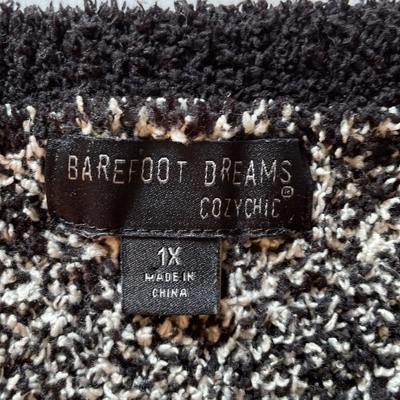 Bearfoot Dreams Cozy Chic Pullover Size 1X - Picture 2 of 3